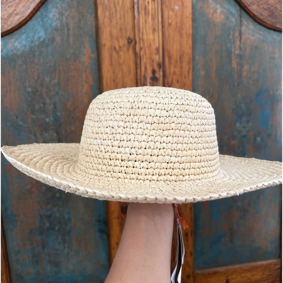 Brand New Greenpacha Fiji Hat Size Medium! - Picture 2 of 6